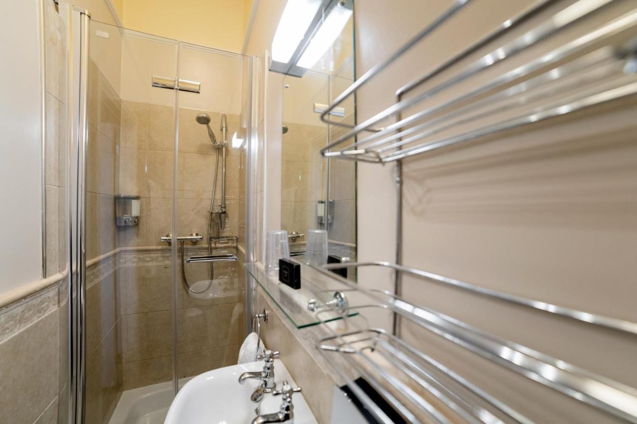 Charades Guest House Hereford Ngoại thất bức ảnh