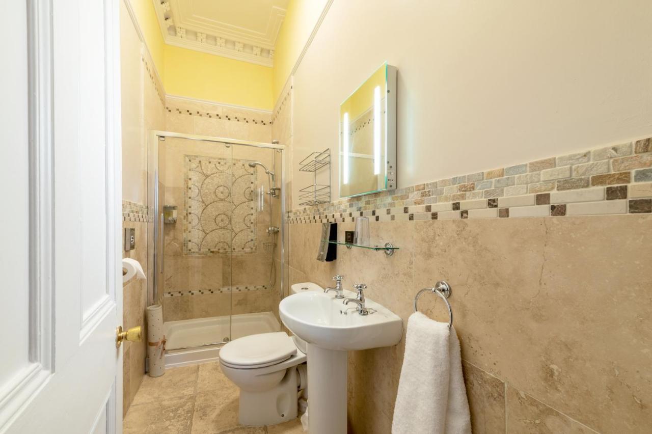 Charades Guest House Hereford Ngoại thất bức ảnh