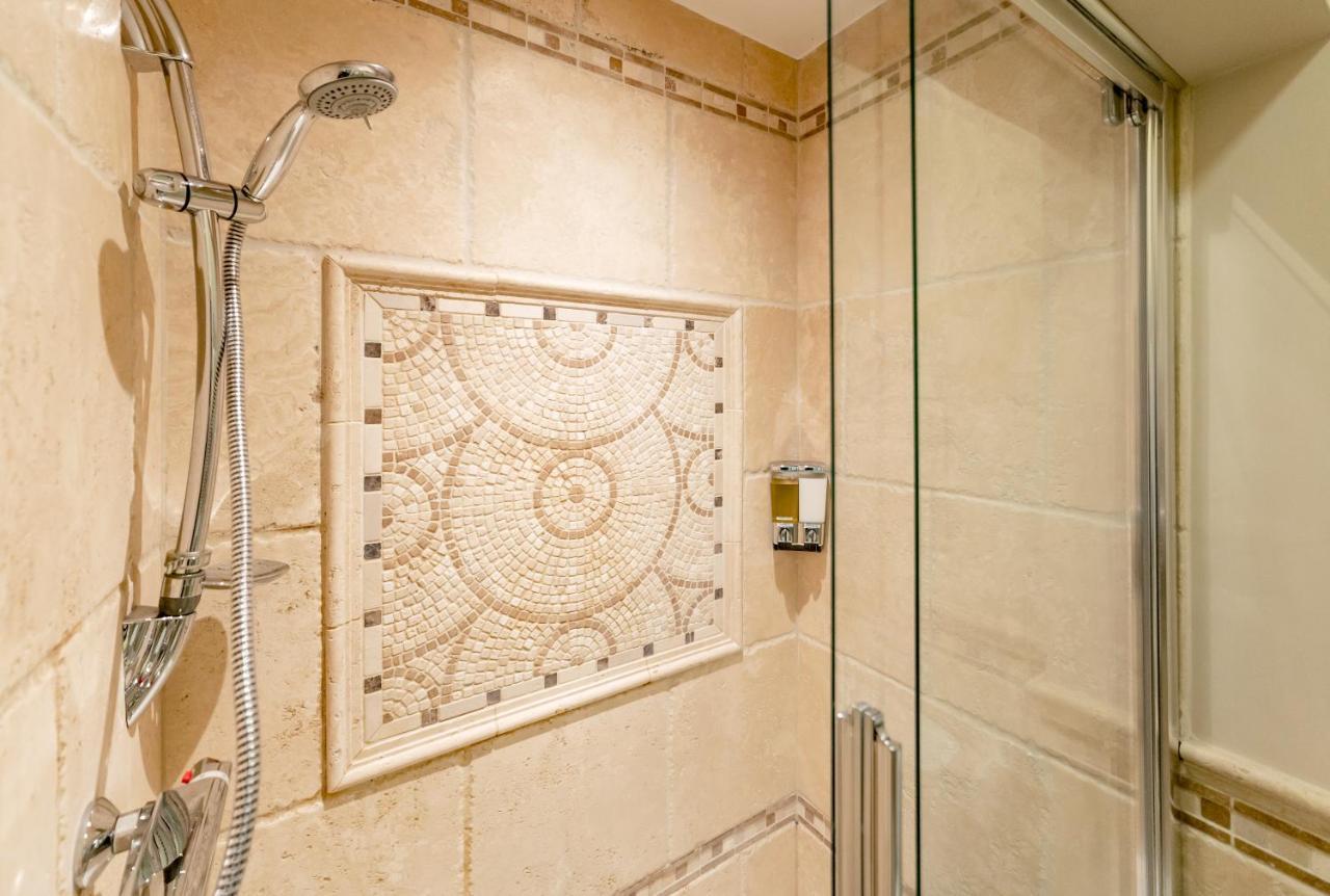 Charades Guest House Hereford Ngoại thất bức ảnh